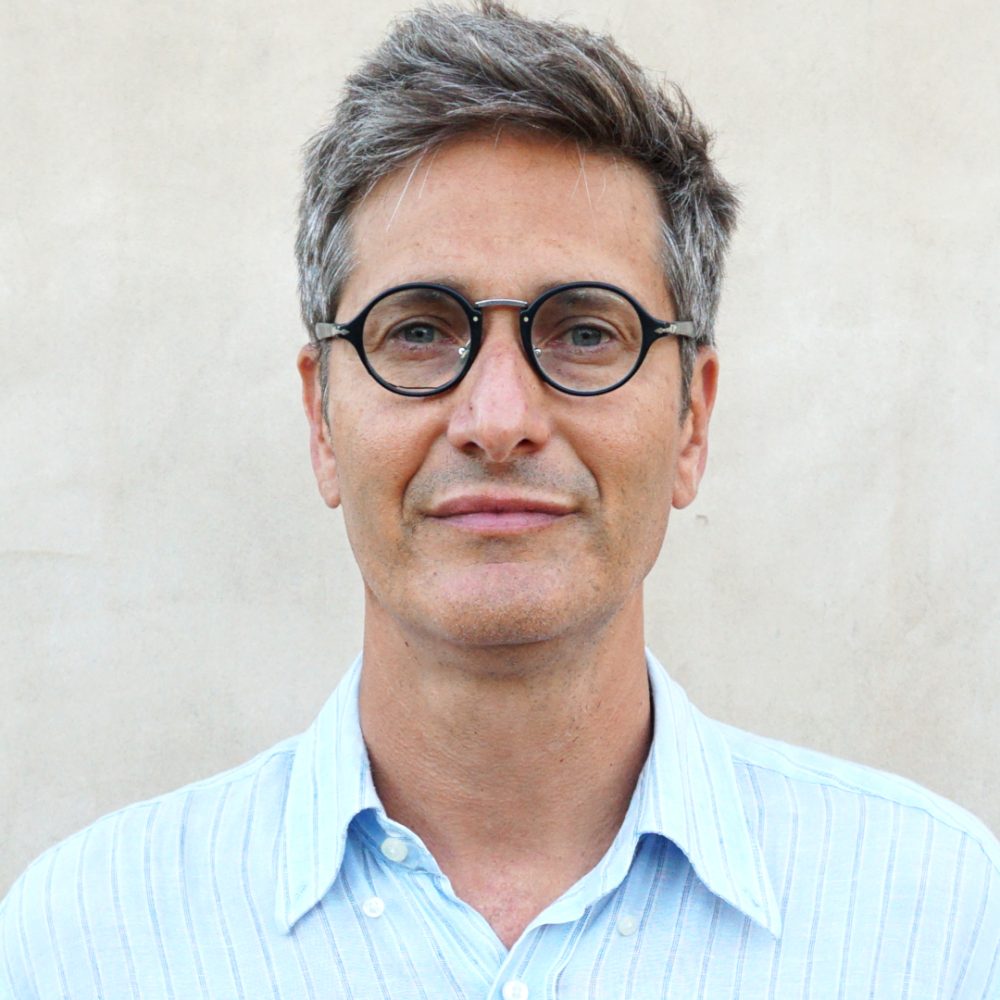 César Mamán King